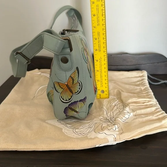 Butterfly Print Handbag - Picture 8 of 8